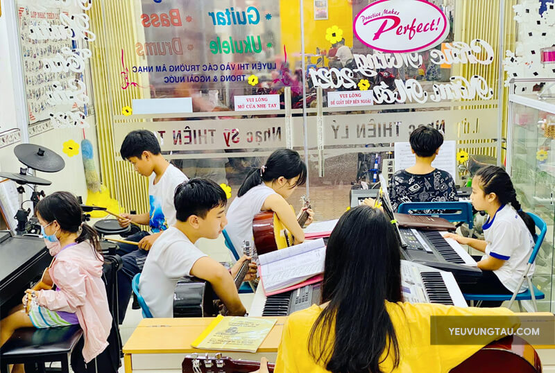 Lớp nhạc Thiên Lý - trung tâm dạy guitar Vũng Tàu